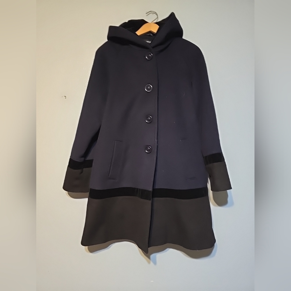 Forcaster Of Boston Women's Lambswool Coat Size 8 Blue Black Hooded Satin Lined